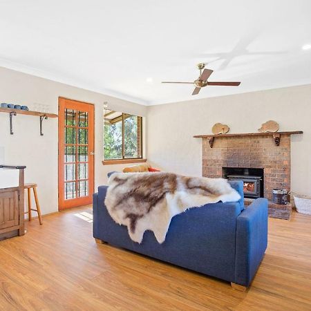 Braeside Cabin Two Alphitonia Central Tilba Extérieur photo