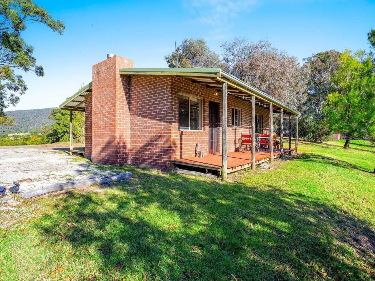 Braeside Cabin Two Alphitonia Central Tilba Extérieur photo