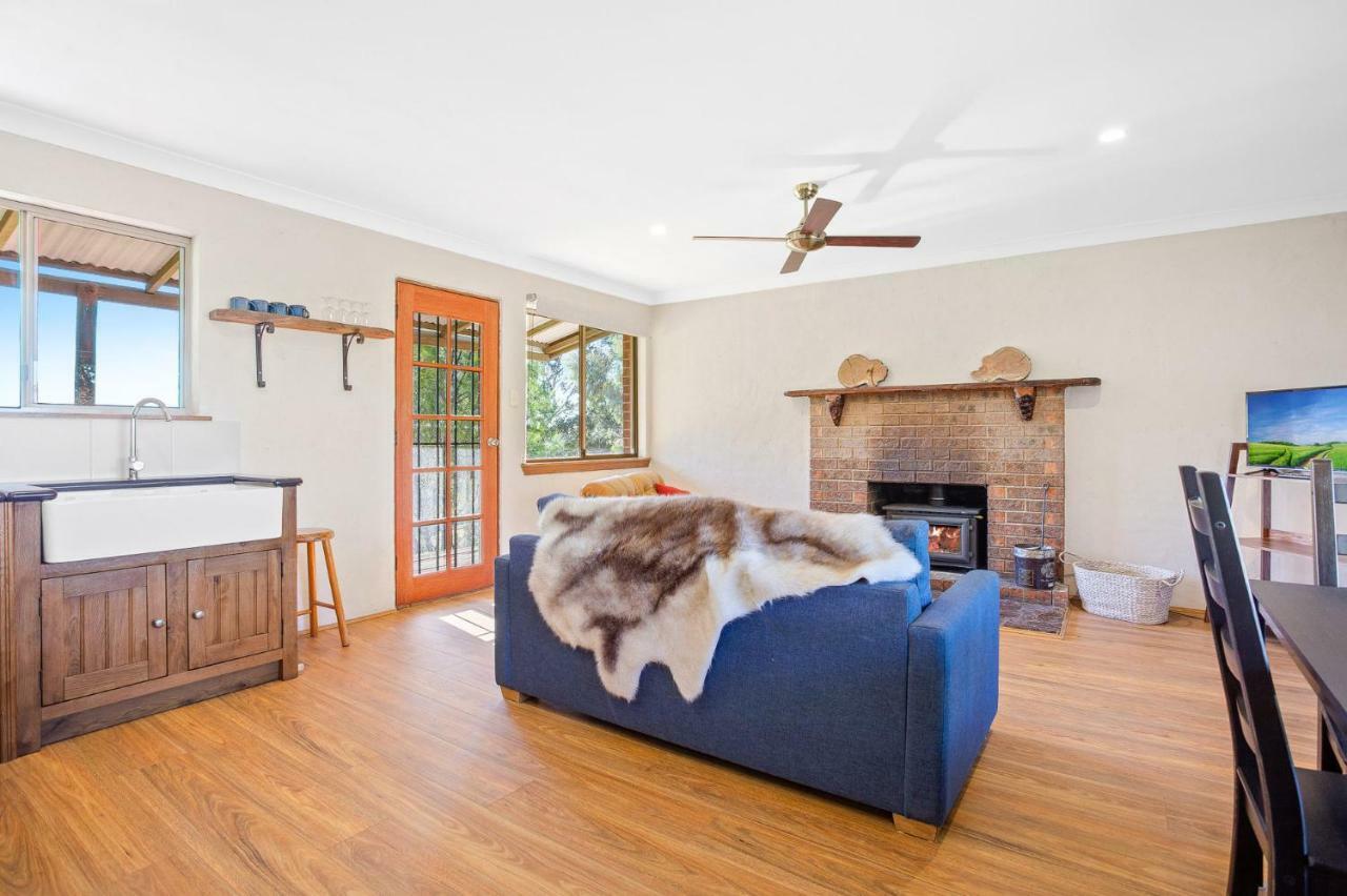 Braeside Cabin Two Alphitonia Central Tilba Extérieur photo