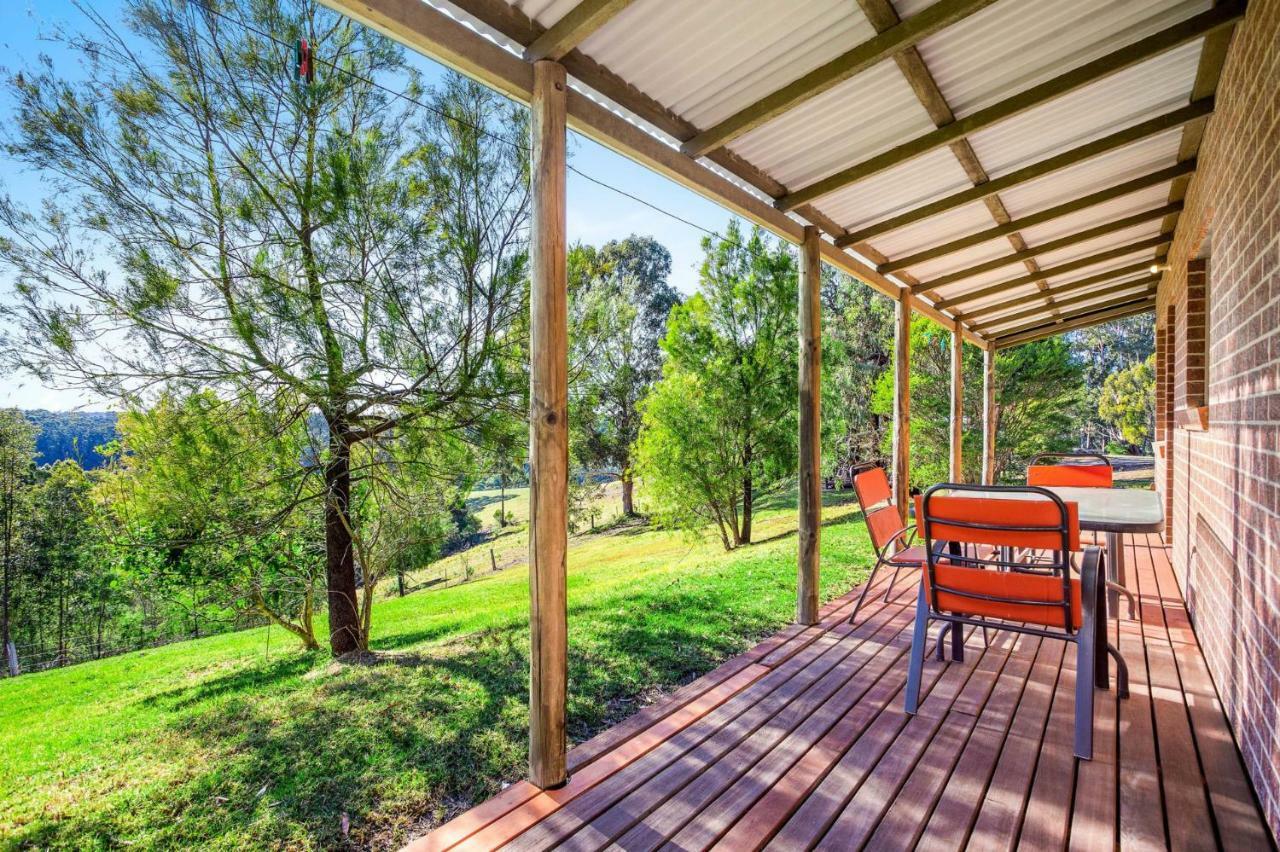 Braeside Cabin Two Alphitonia Central Tilba Extérieur photo