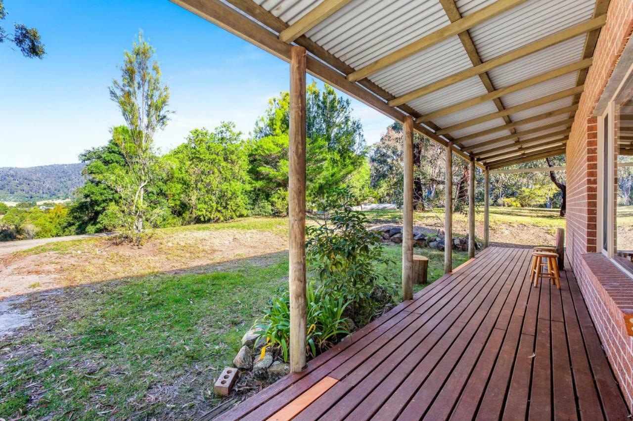 Braeside Cabin Two Alphitonia Central Tilba Extérieur photo
